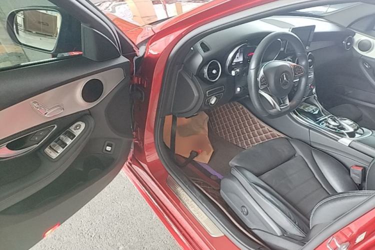 Used Mercedes-Benz C-Class 2017 Restyled C 200 Sport Edition Driver Seat