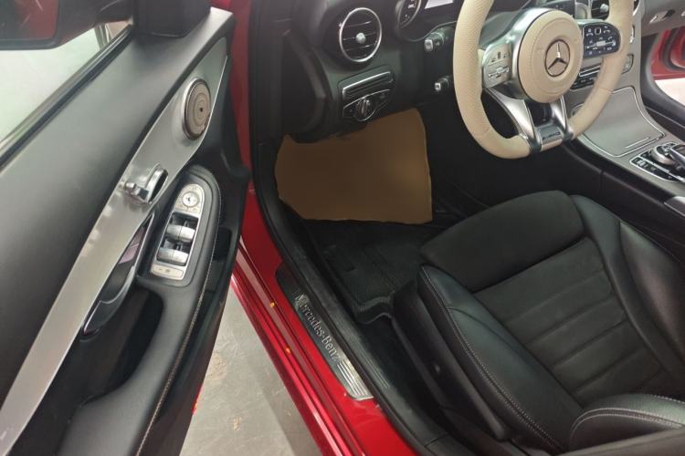 Used Mercedes-Benz C-Class 2017 C 200 Sport Edition Driver Seat