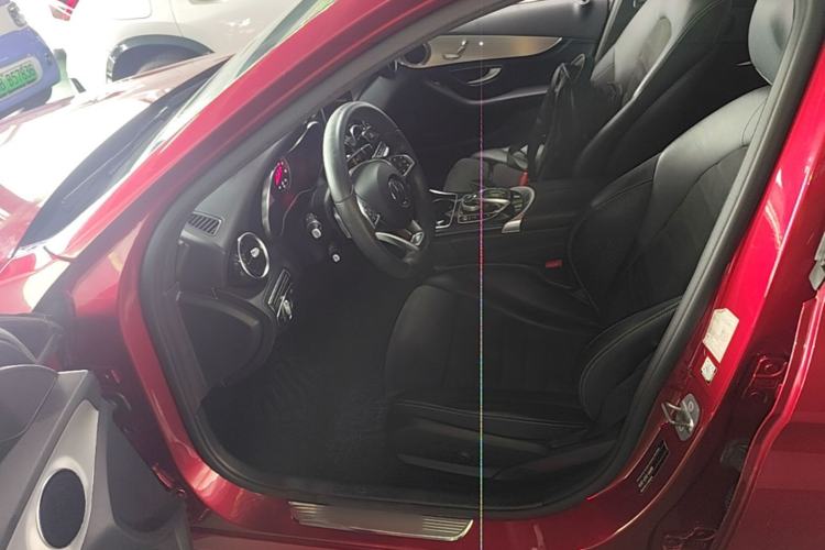 Used Mercedes-Benz C-Class 2017 Restyled C 200 Sport Edition Driver Seat