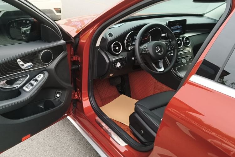 Used Mercedes-Benz C-Class 2017 C 180 L Sport Edition Driver Seat