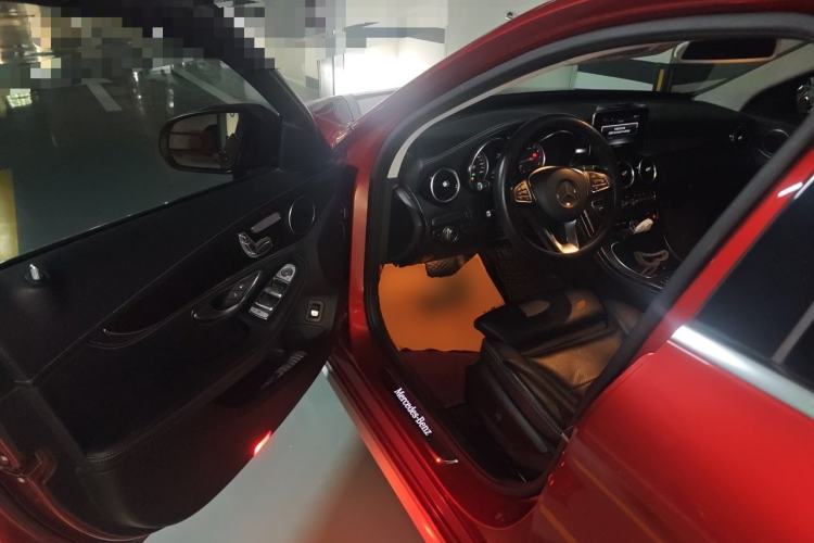 Used Mercedes-Benz C-Class 2017 Facelift C 200 L Driver Seat