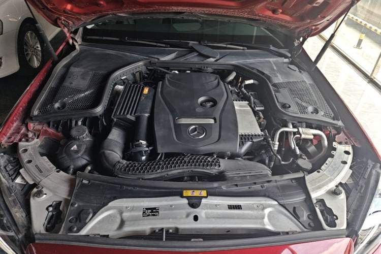 Used Mercedes-Benz C-Class 2017 Facelift C 200 L Sport Edition Engine Bay