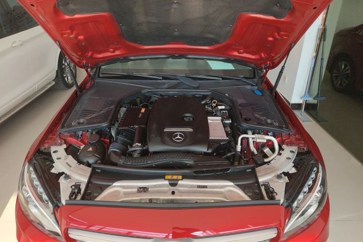 Used Mercedes-Benz C-Class 2017 Facelift C 200 L Sport Edition Engine Bay