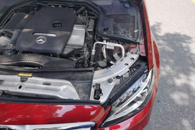 Used Mercedes-Benz C-Class 2017 Facelift C 200 L Sport Edition Engine Bay Left
