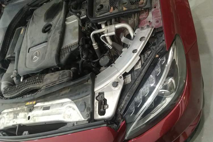 Used Mercedes-Benz C-Class 2017 C 200 Sport Edition Engine Bay Left