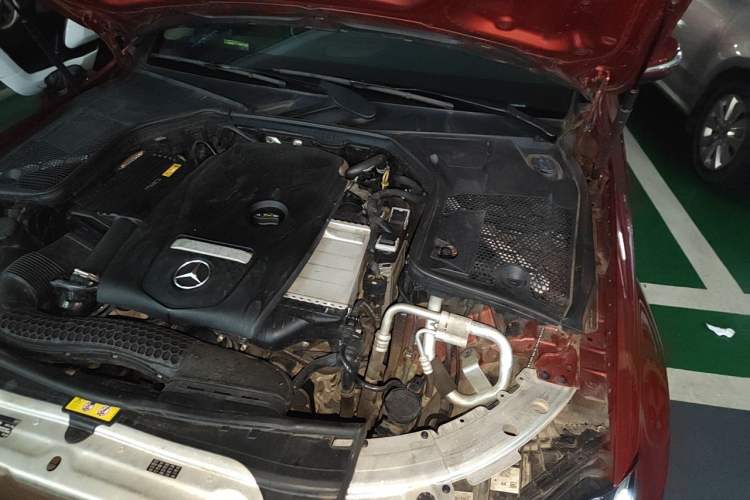 Used Mercedes-Benz C-Class 2017 Facelift C 200 L Sport Edition Engine Bay Left