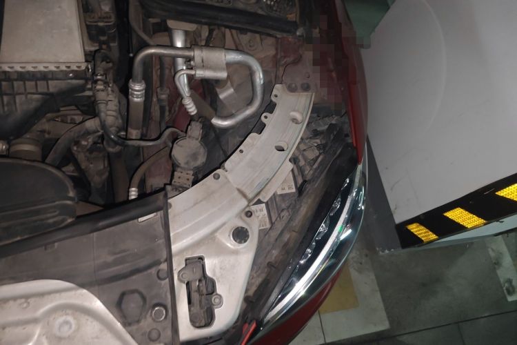 Used Mercedes-Benz C-Class 2017 Facelift C 200 L Engine Bay Left