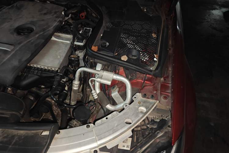 Used Mercedes-Benz C-Class 2017 C 180 L Sport Edition Engine Bay Left