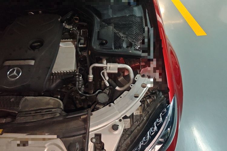 Used Mercedes-Benz C-Class 2017 Facelift C 200 L Engine Bay Left