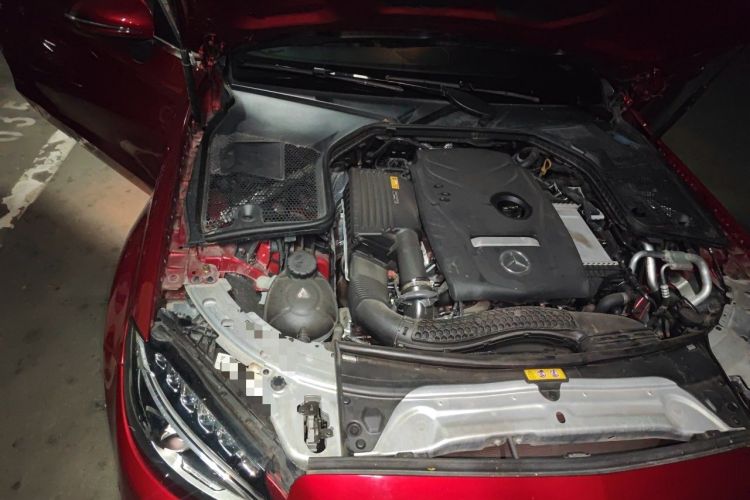 Used Mercedes-Benz C-Class 2017 Facelift C 200 Coupe Engine Bay Right