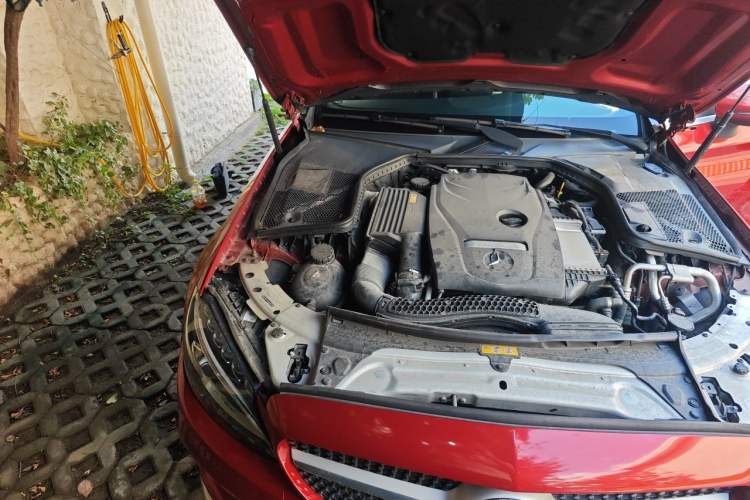 Used Mercedes-Benz C-Class 2017 C 200 Coupe Engine Bay Right