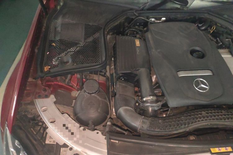 Used Mercedes-Benz C-Class 2017 Facelift C 200 L Sport Edition Engine Bay Right