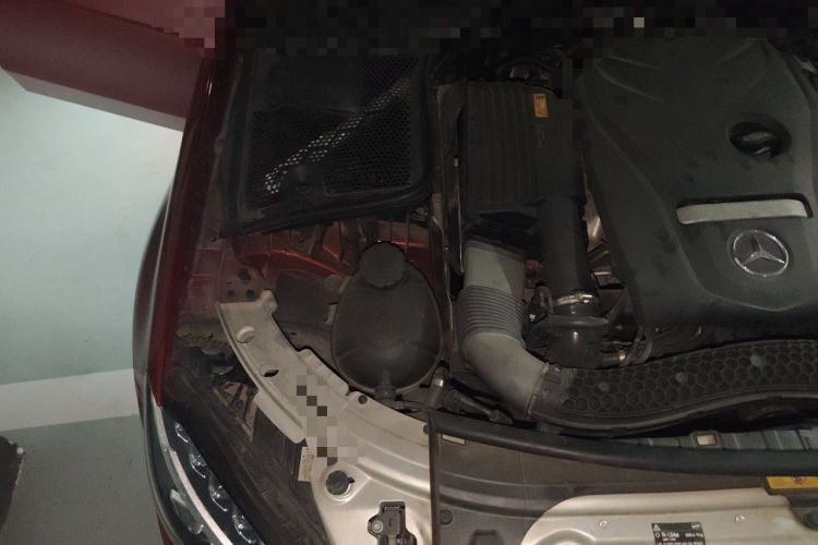 Used Mercedes-Benz C-Class 2017 Facelift C 200 L Engine Bay Right