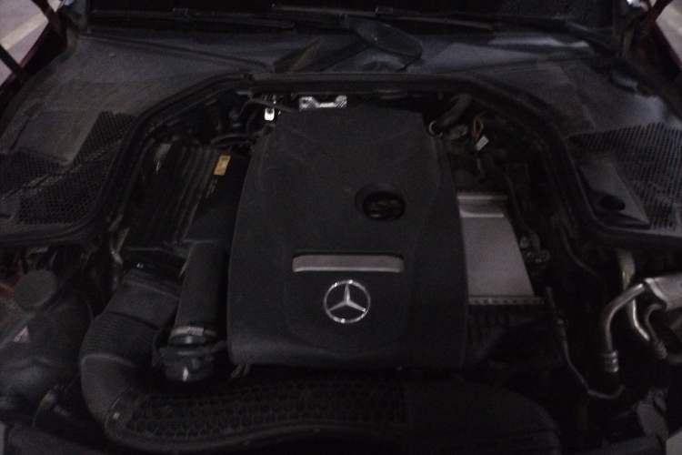 Used Mercedes-Benz C-Class 2017 Facelift C 200 L Sport Edition Engine Bay