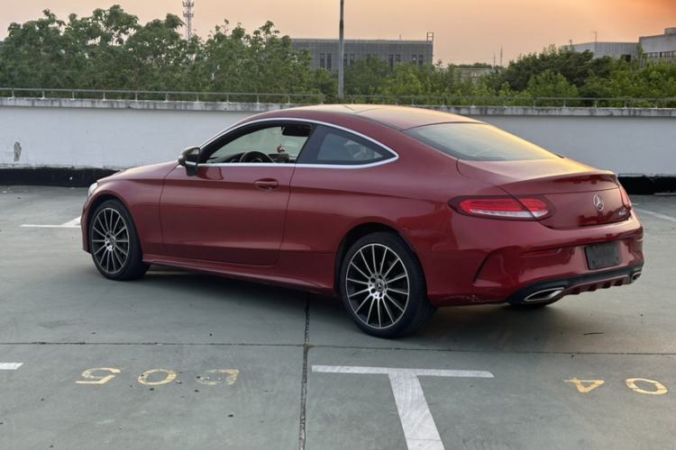 Used Mercedes-Benz C-Class 2017 C 200 4MATIC Coupe Exterior 10