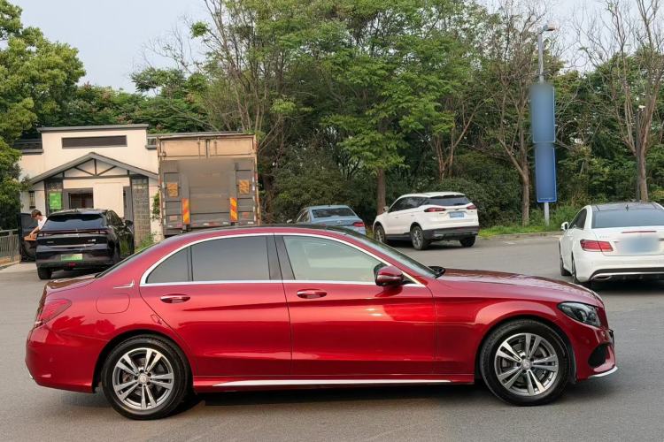 Used Mercedes-Benz C-Class 2017 Facelift C 200 L Sport Edition Exterior 2