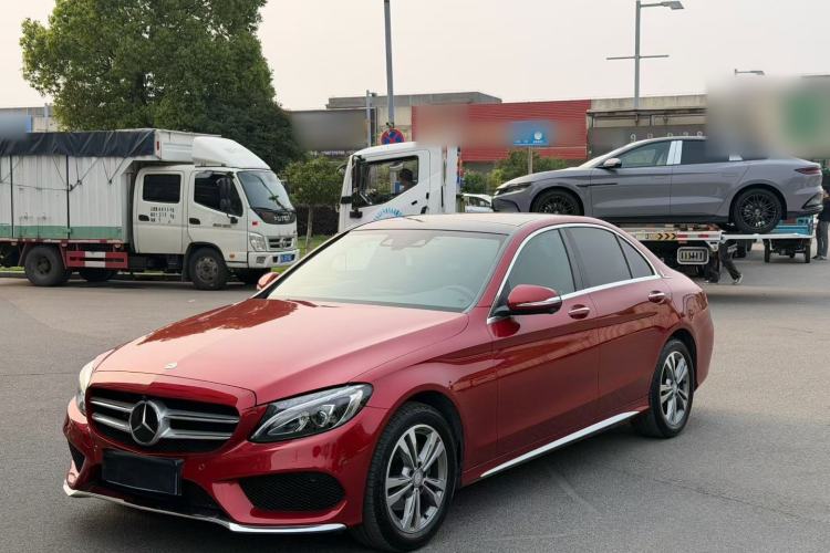 Used Mercedes-Benz C-Class 2017 Facelift C 200 L Sport Edition Exterior 3