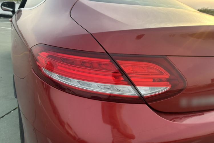 Used Mercedes-Benz C-Class 2017 C 200 4MATIC Coupe Exterior 3