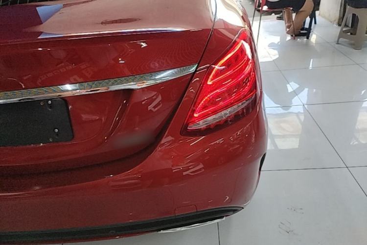 Used Mercedes-Benz C-Class 2017 Facelift C 200 L Sport Edition Exterior 3