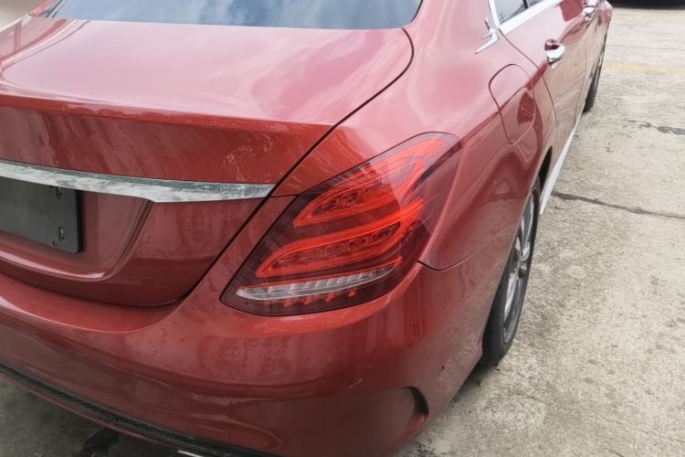 Used Mercedes-Benz C-Class 2017 Facelift C 200 L Sport Edition Exterior 3