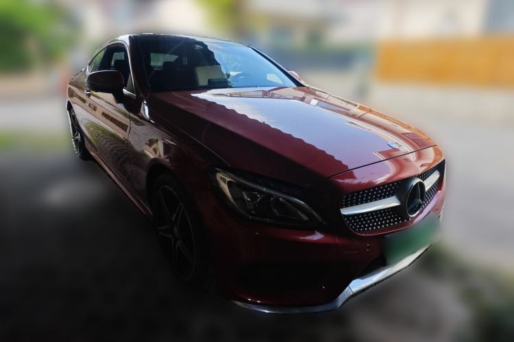 Used Mercedes-Benz C-Class 2017 C 200 Coupe Front Right 45 Deg