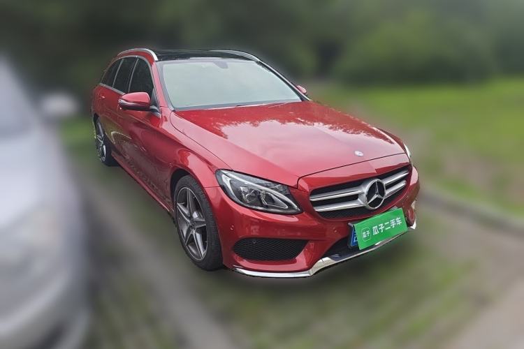 Used Mercedes-Benz C-Class 2017 Facelift C 200 Station Wagon Front Right 45 Deg