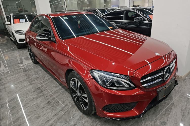 Used Mercedes-Benz C-Class 2017 C 200 Sport Edition Front Right 45 Deg