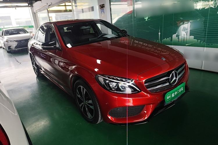 Used Mercedes-Benz C-Class 2017 Restyled C 200 Sport Edition Front Right 45 Deg