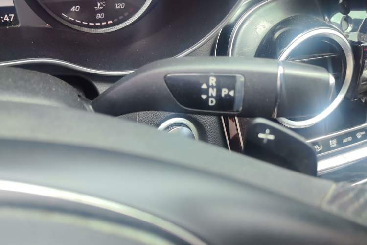 Used Mercedes-Benz C-Class 2017 C 200 L Sport Edition Gear Lever