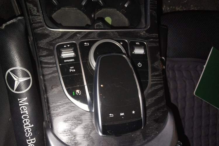 Used Mercedes-Benz C-Class 2017 C 200 L Sport Edition Gear Lever