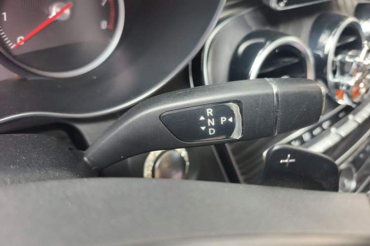 Used Mercedes-Benz C-Class 2017 Facelift C 200 L Sport Edition Gear Lever