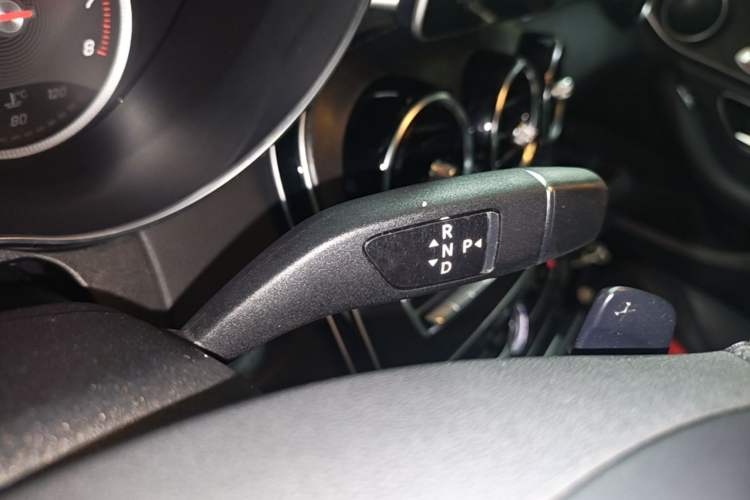 Used Mercedes-Benz C-Class 2017 C 180 L Sport Edition Gear Lever