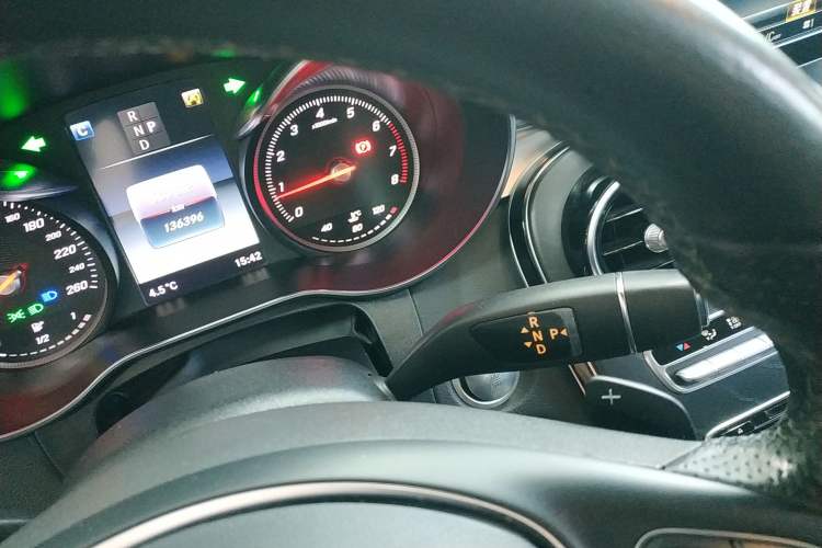 Used Mercedes-Benz C-Class 2017 Restyled C 180 L Fashion Edition Sport Version Gear Lever