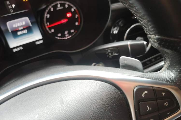 Used Mercedes-Benz C-Class 2017 Restyled C 200 Sport Edition Gear Lever