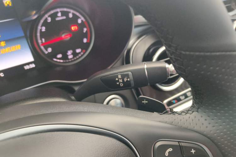 Used Mercedes-Benz C-Class 2017 Facelift C 200 L Sport Edition Gear Lever