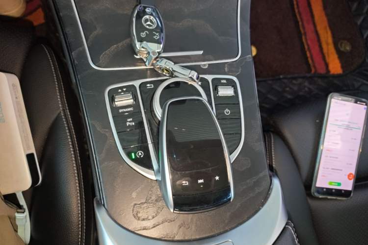 Used Mercedes-Benz C-Class 2017 C 200 L Sport Edition Gear Lever
