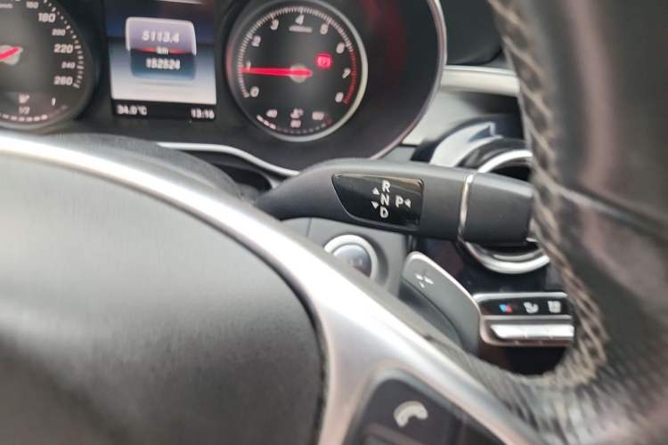 Used Mercedes-Benz C-Class 2017 C 200 Sport Edition Gear Lever