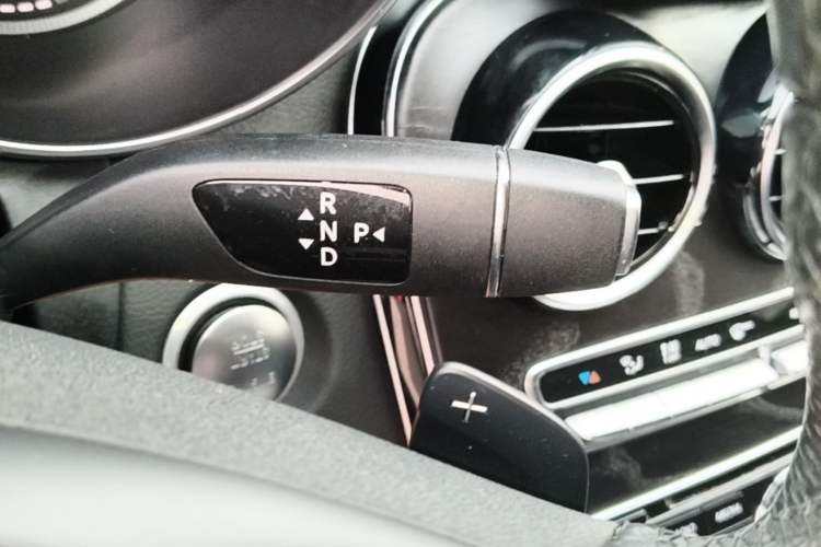 Used Mercedes-Benz C-Class 2017 C 180 L Sport Edition Gear Lever