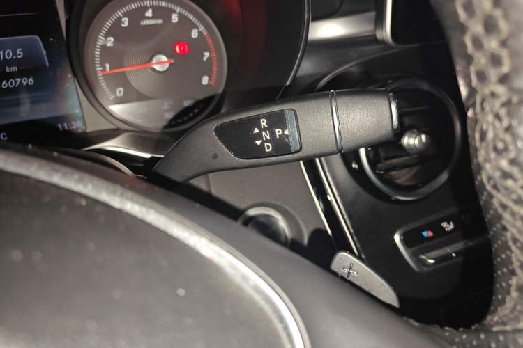 Used Mercedes-Benz C-Class 2017 C 180 L Sport Edition Gear Lever
