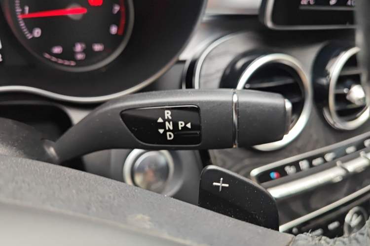 Used Mercedes-Benz C-Class 2017 Restyled C 180 L Fashion Edition Sport Version Gear Lever