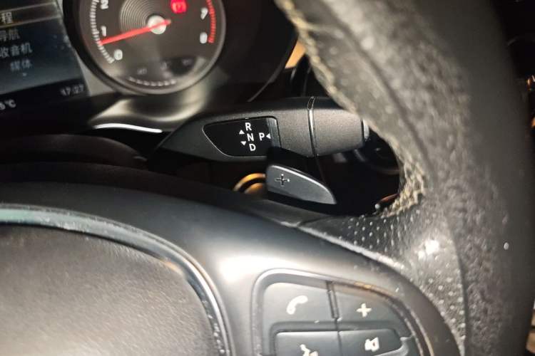 Used Mercedes-Benz C-Class 2017 Facelift C 200 L Gear Lever
