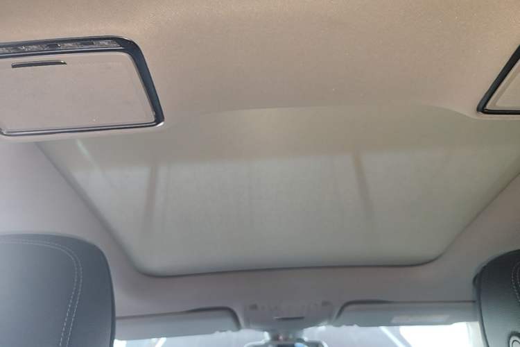 Used Mercedes-Benz C-Class 2017 C 200 L Sport Edition Headliner