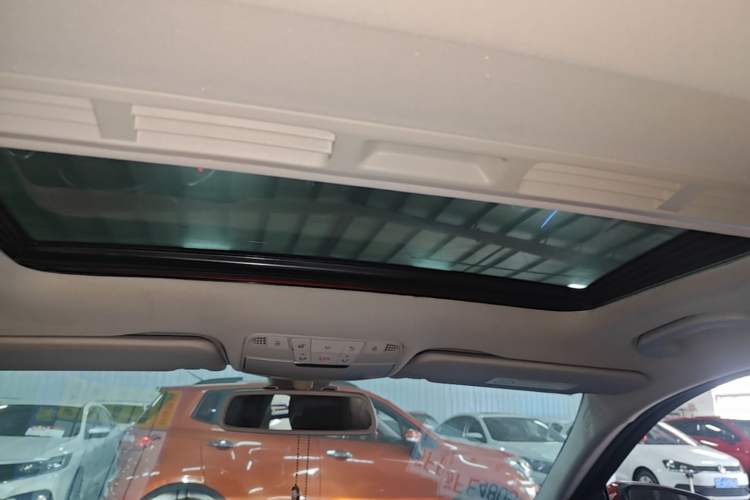 Used Mercedes-Benz C-Class 2017 C 180 L Sport Edition Headliner
