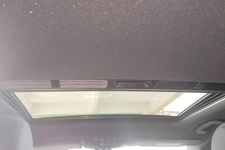 Used Mercedes-Benz C-Class 2017 Restyled C 200 Sport Edition Headliner
