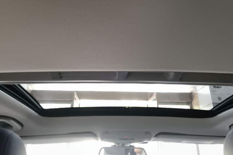 Used Mercedes-Benz C-Class 2017 Restyled C 180 L Fashion Edition Sport Version Headliner