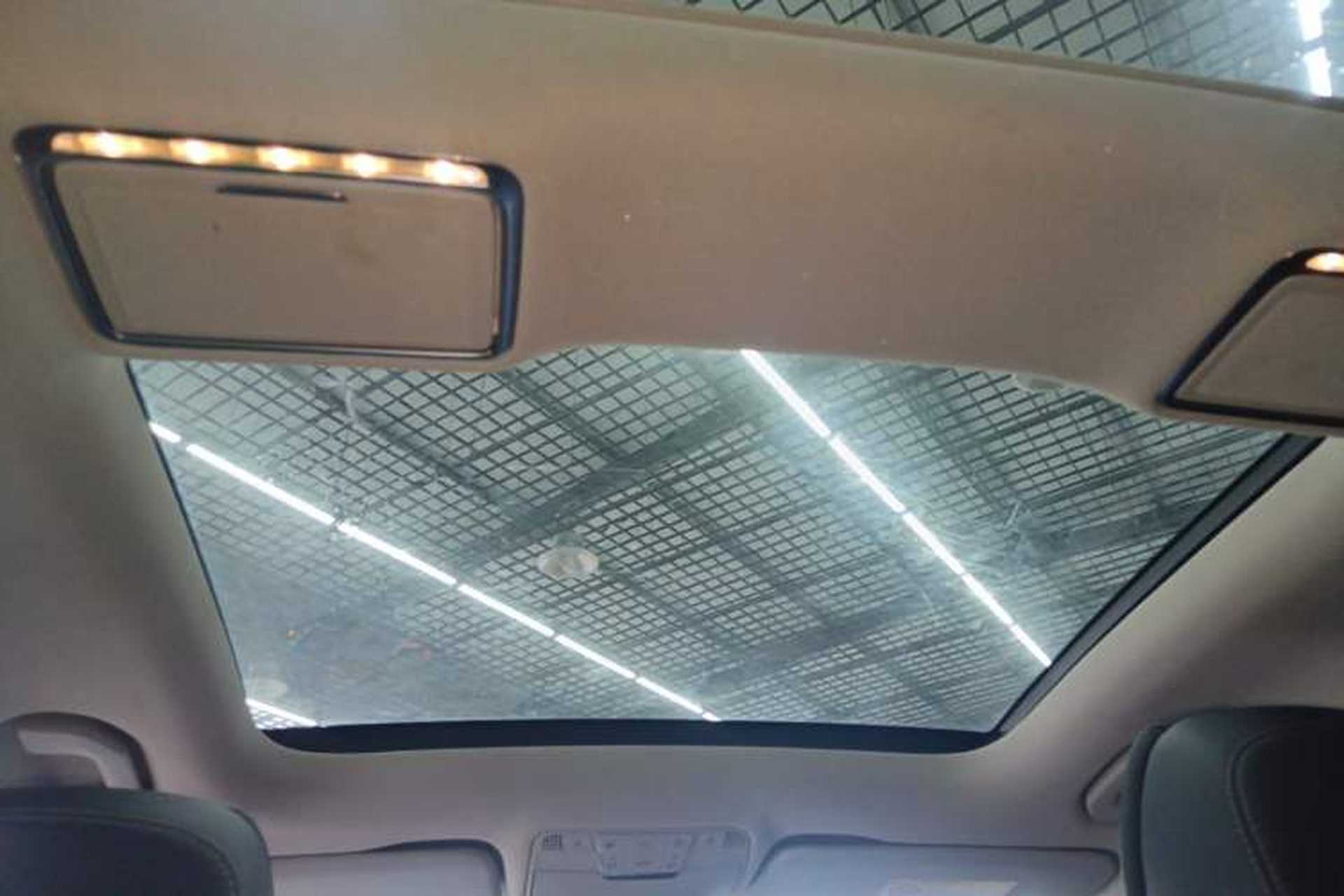Used Mercedes-Benz C-Class 2017 Facelift C 200 L Sport Edition Headliner