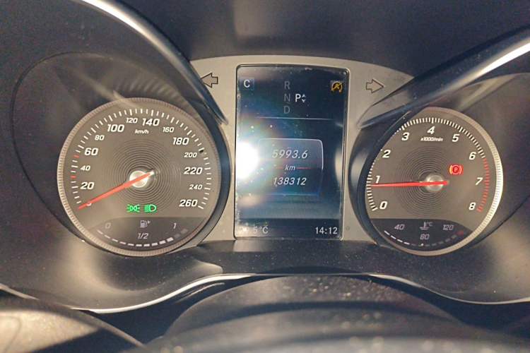 Used Mercedes-Benz C-Class 2017 C 180 L Sport Edition Instrument Cluster