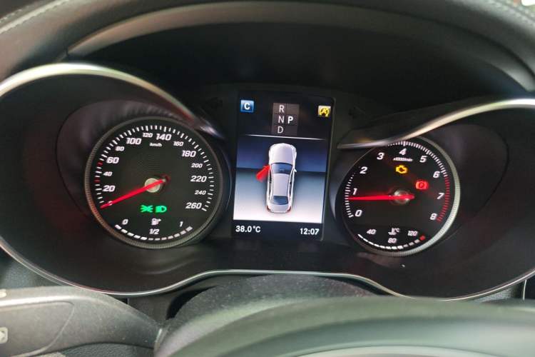 Used Mercedes-Benz C-Class 2017 Facelifted C 180 L Stylish Edition Instrument Cluster