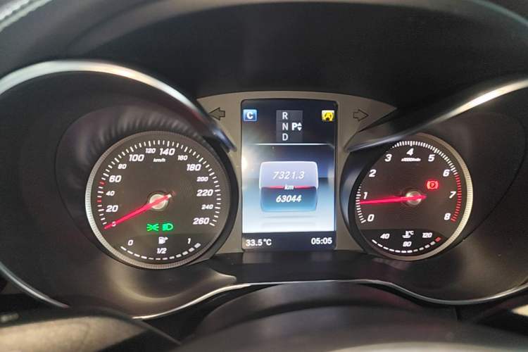 Used Mercedes-Benz C-Class 2017 C 200 L Sport Edition Instrument Cluster