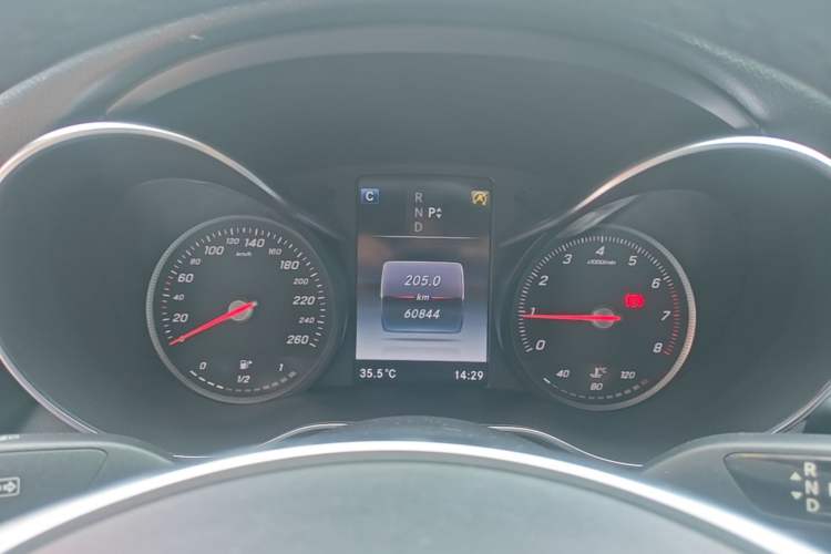 Used Mercedes-Benz C-Class 2017 Restyled C 200 Sport Edition Instrument Cluster